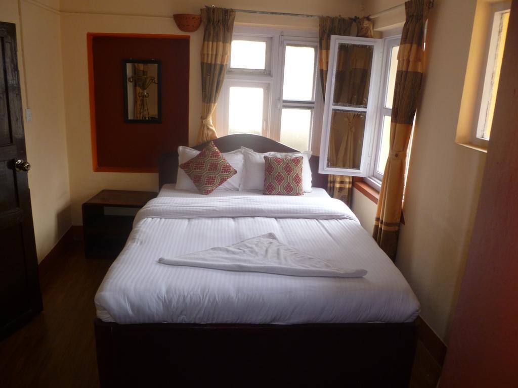Andes House Bed and Breakfast Kathmandu Exteriör bild